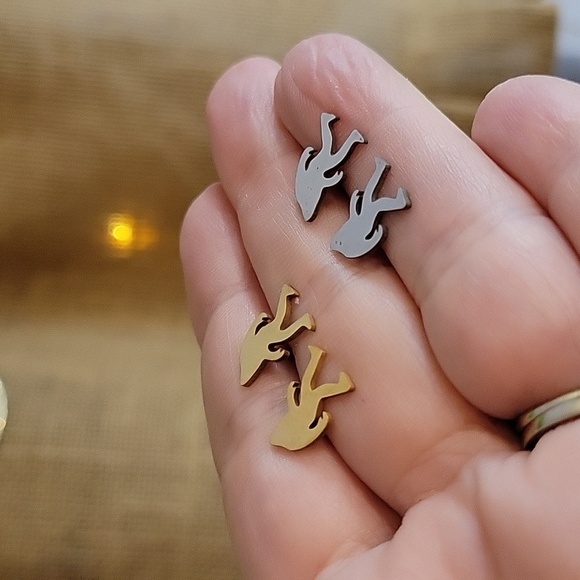 BIGFOOT STUD EARRINGS, Choice of Color - Picture 5 of 7